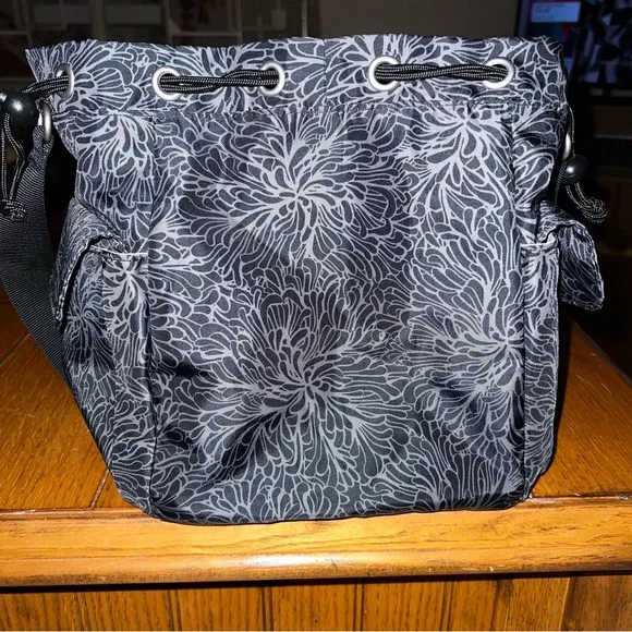 Baggallini Drawstring Bucket Crossbody Bag in Midnight Blossom - Picture 3 of 8